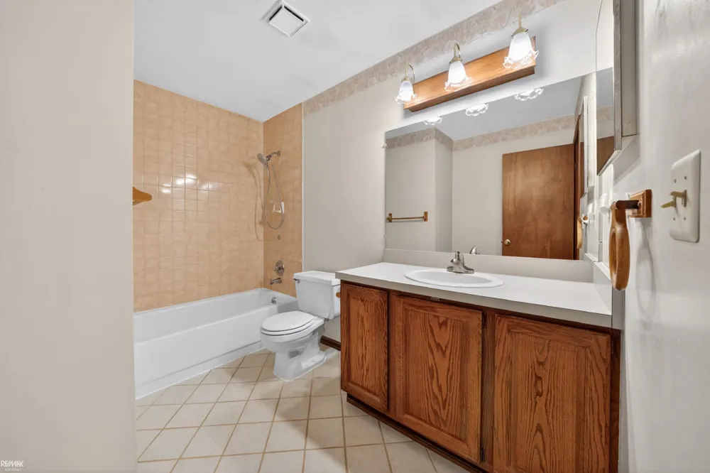 6440 Benoit Road Clay Township, MI 48001