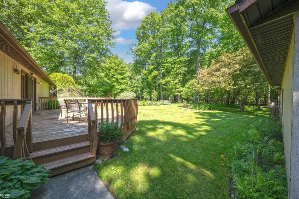 6440 Benoit Road Clay Township, MI 48001