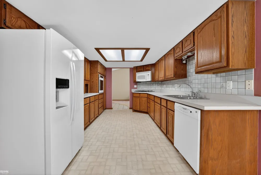 6440 Benoit Road Clay Township, MI 48001