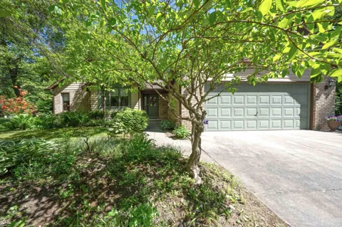 6440 Benoit Road