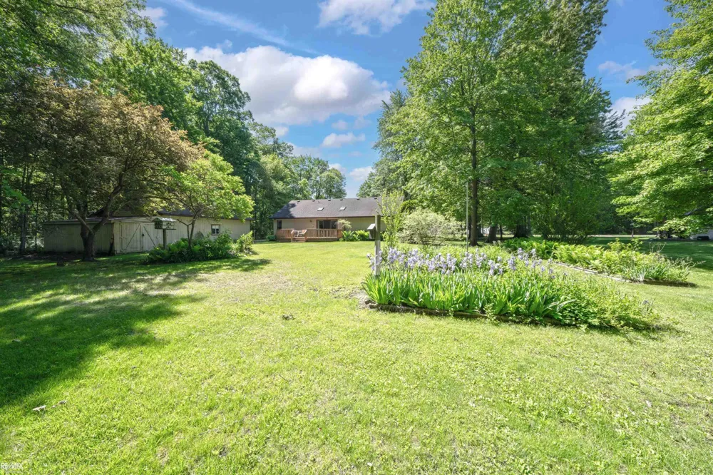 6440 Benoit Road Clay Township, MI 48001