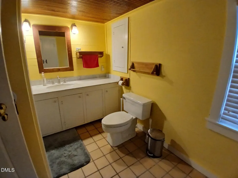 1920 Kelly Road Apex, NC 27502