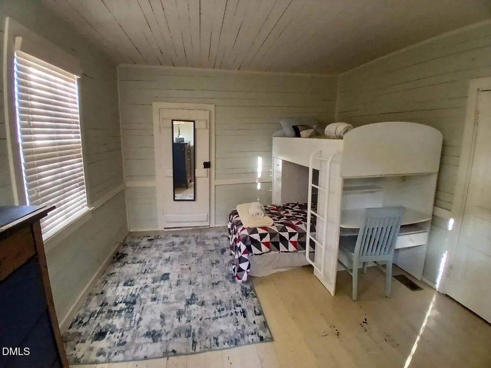 1920 Kelly Road Apex, NC 27502