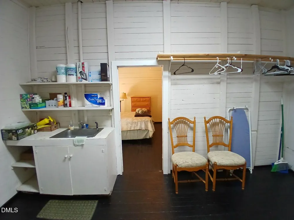 1920 Kelly Road Apex, NC 27502