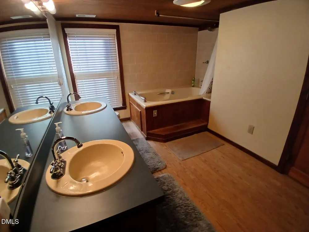 1920 Kelly Road Apex, NC 27502