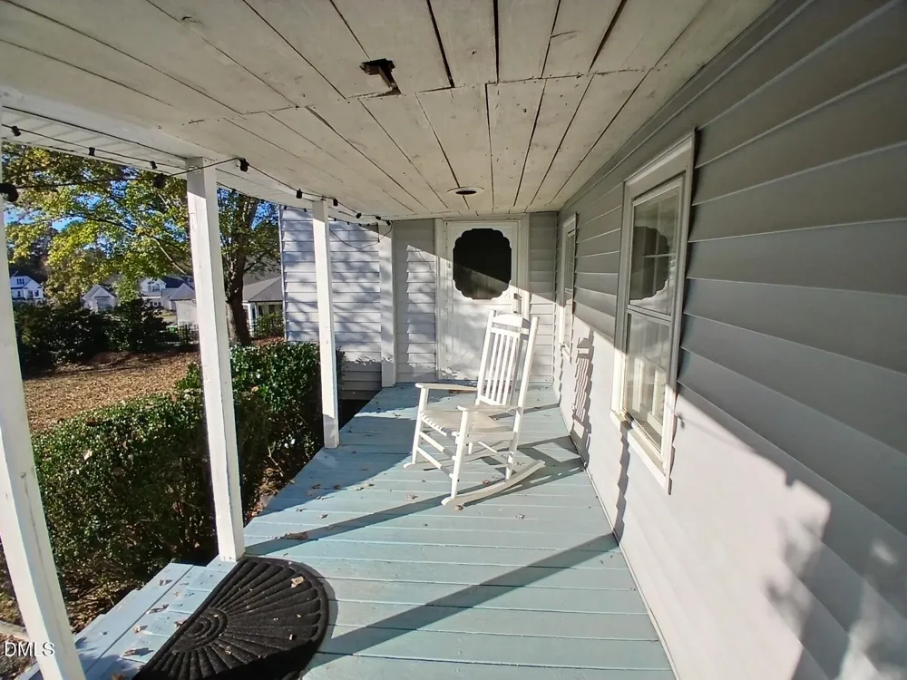 1920 Kelly Road Apex, NC 27502