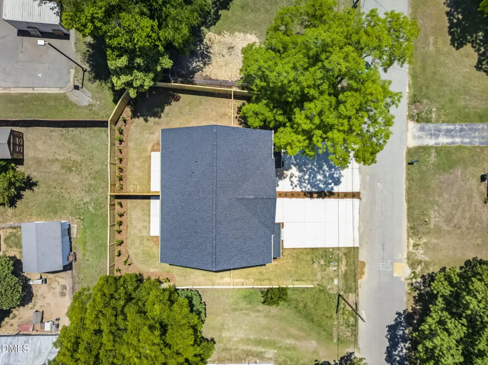 44 Carrie Street Coats, NC 27521