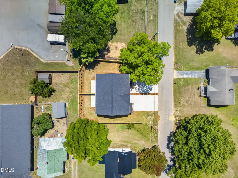 44 Carrie Street Coats, NC 27521