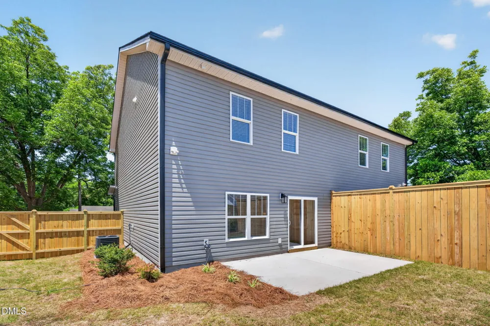40 Carrie Street Coats, NC 27521
