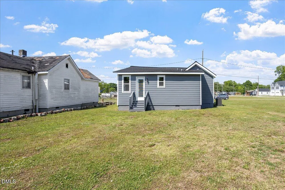 202 W Ward Street Fremont, NC 27830