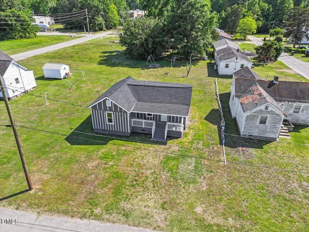 202 W Ward Street Fremont, NC 27830