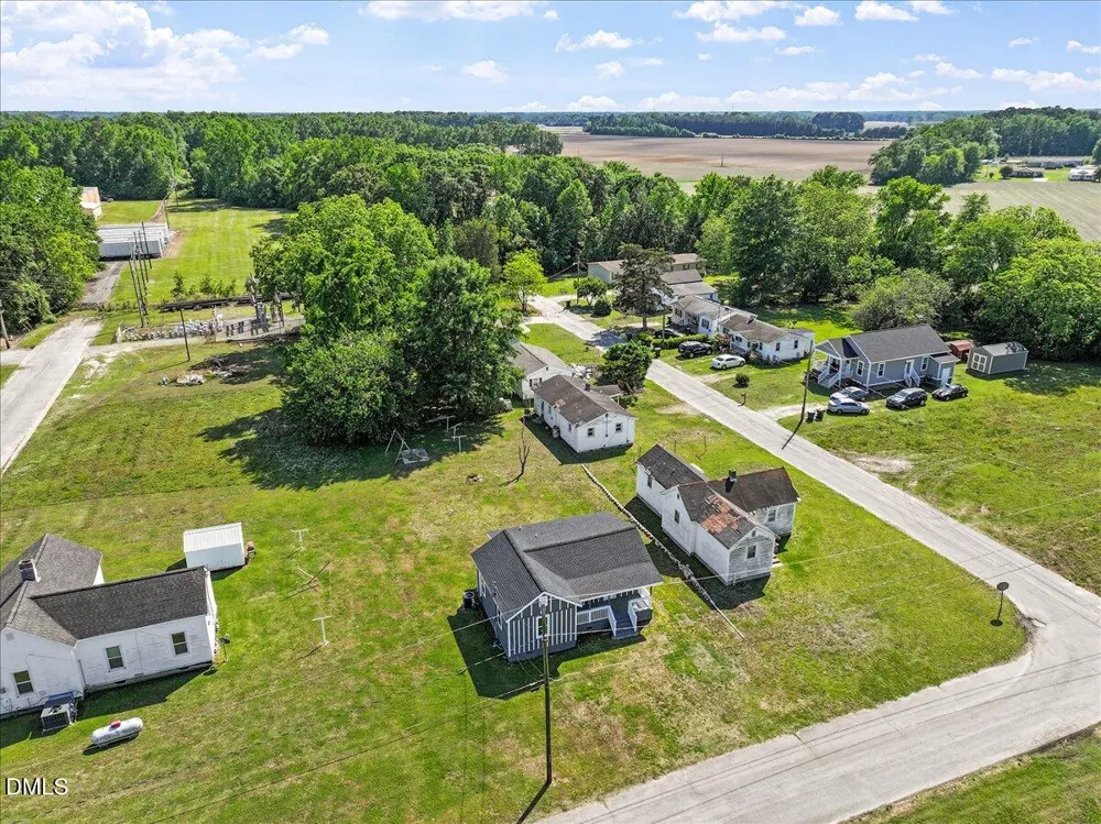 202 W Ward Street Fremont, NC 27830
