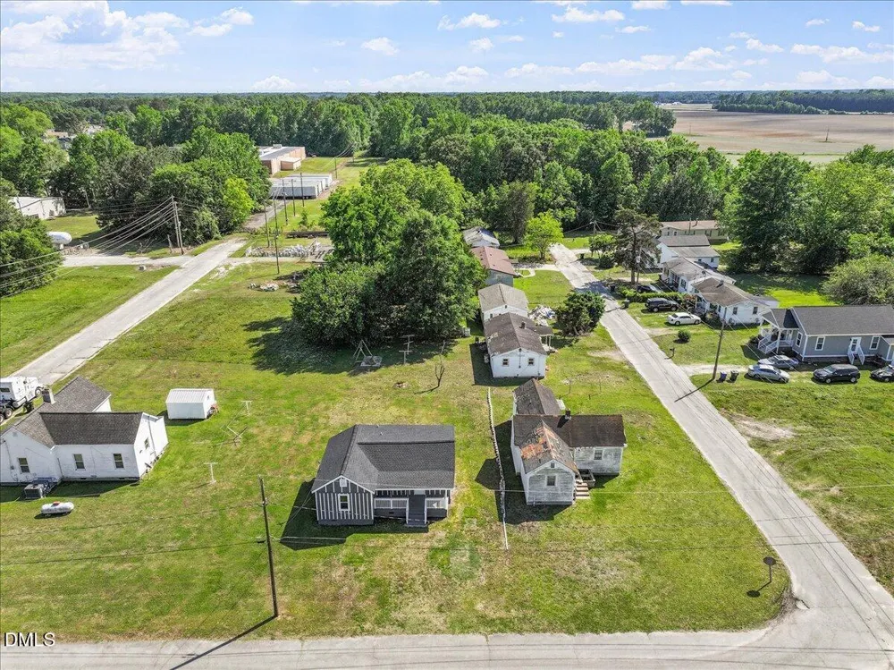 202 W Ward Street Fremont, NC 27830