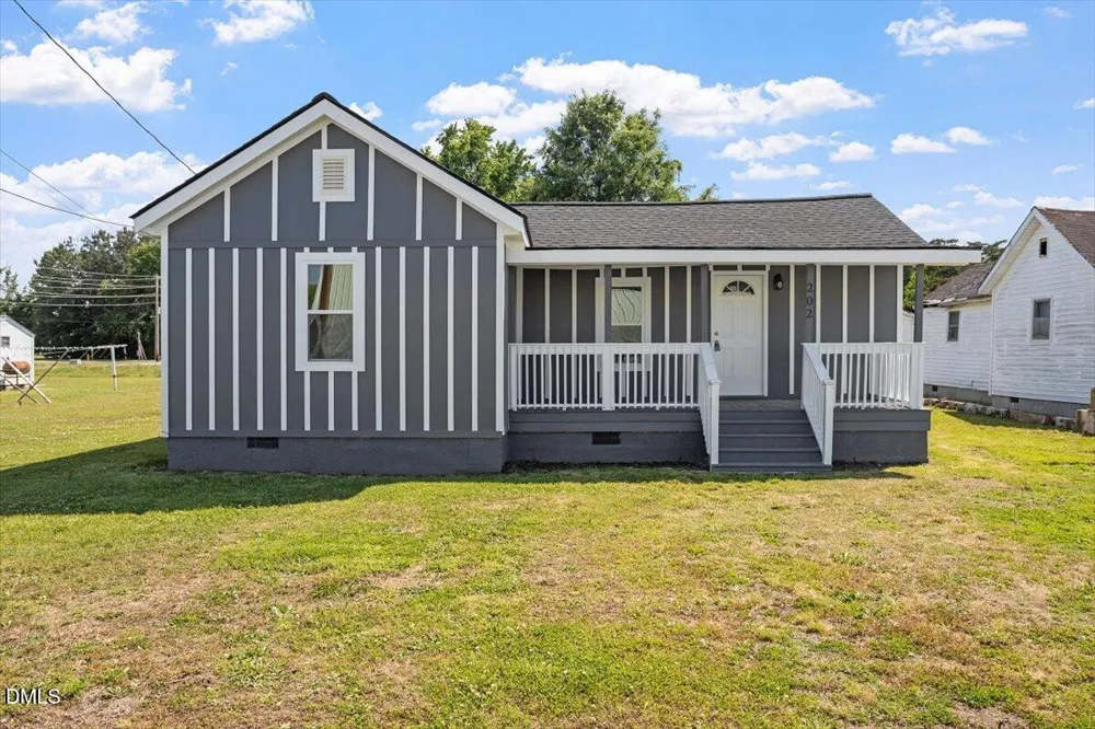 202 W Ward Street Fremont, NC 27830