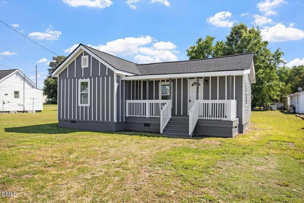 202 W Ward Street Fremont, NC 27830