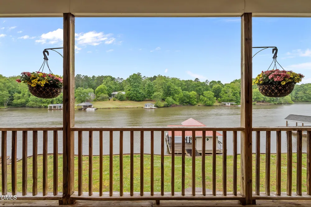 237 Willifords Point Drive Roxboro, NC 27574