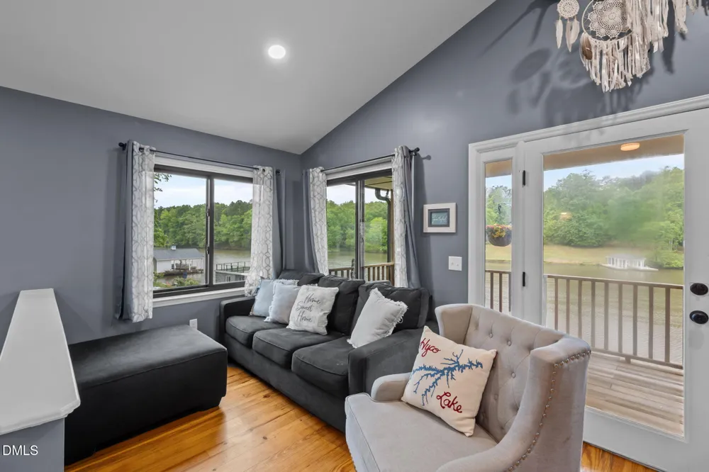 237 Willifords Point Drive Roxboro, NC 27574