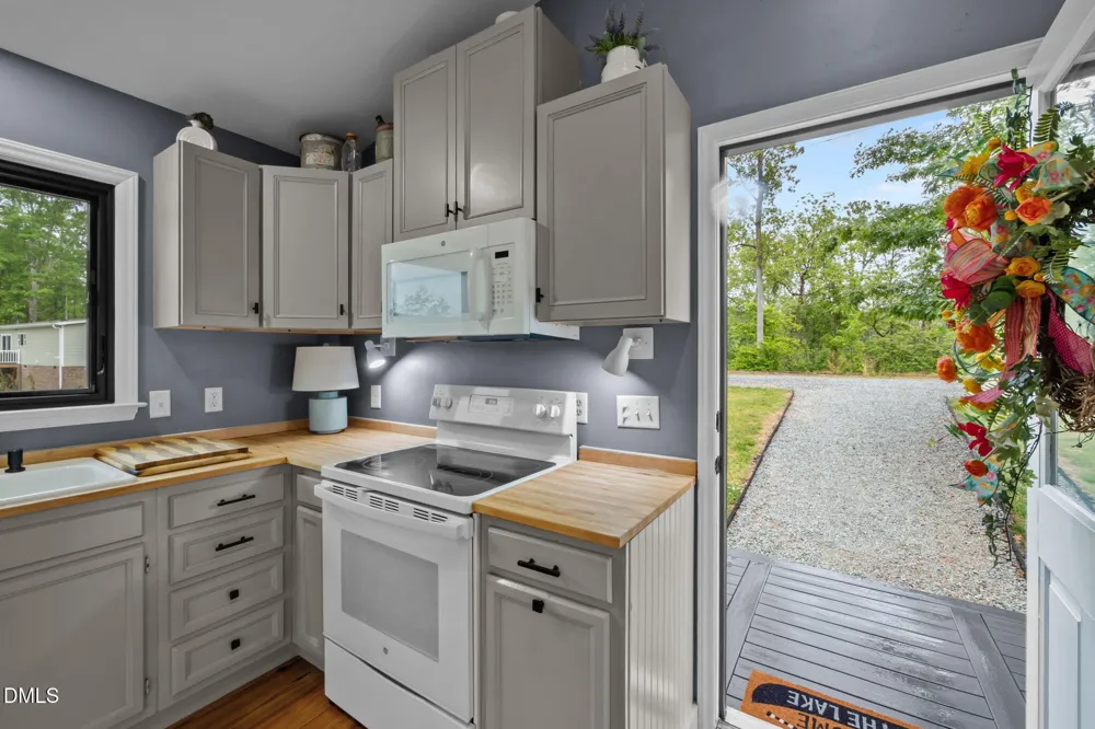 237 Willifords Point Drive Roxboro, NC 27574