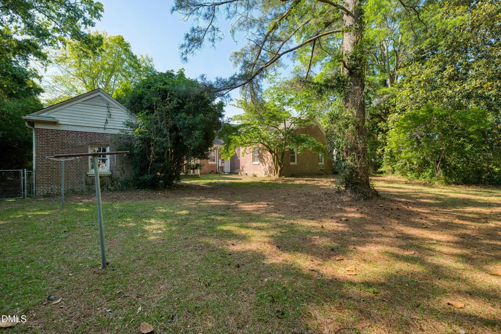 306 S Howard Circle Tarboro, NC 27886