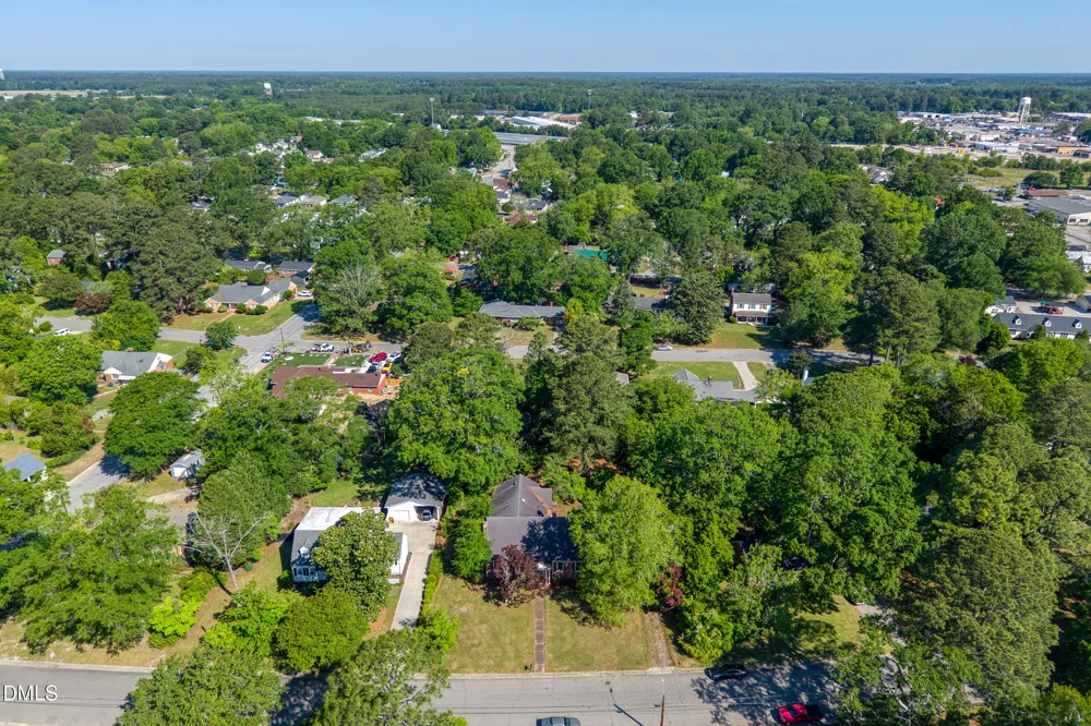 306 S Howard Circle Tarboro, NC 27886