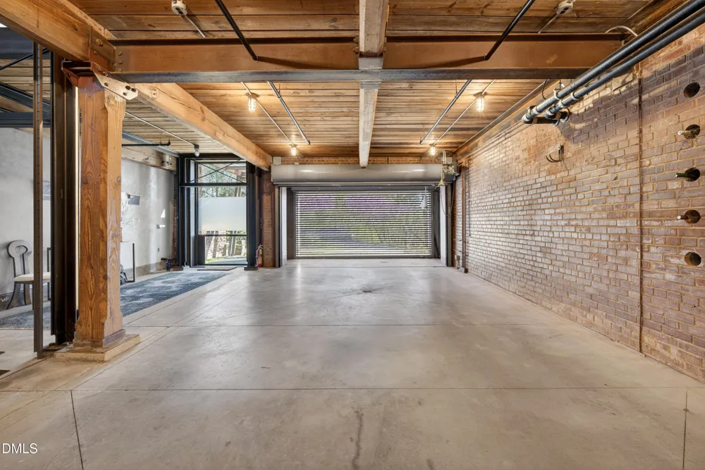 1880 Sissipahaw Way #C-200 Saxapahaw, NC 27340