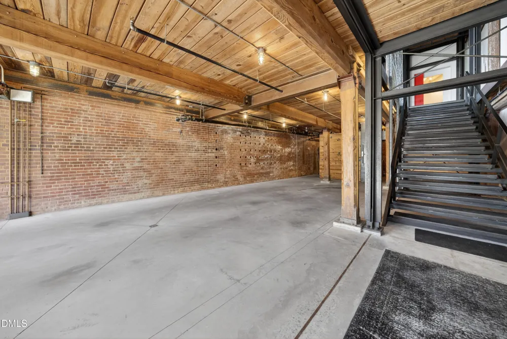 1880 Sissipahaw Way #C-200 Saxapahaw, NC 27340