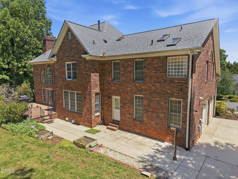6409 Glendevon Drive Whitsett, NC 27377