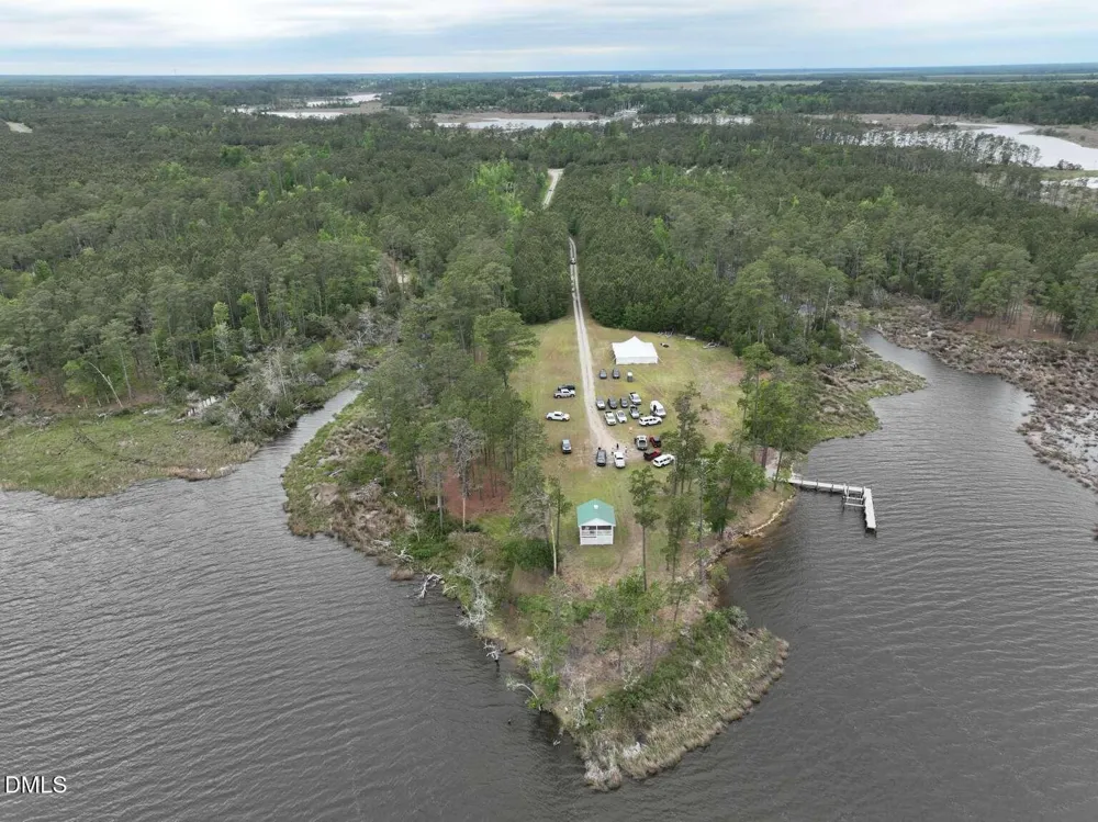 754 Cutter Bay Way Stonewall, NC 28583