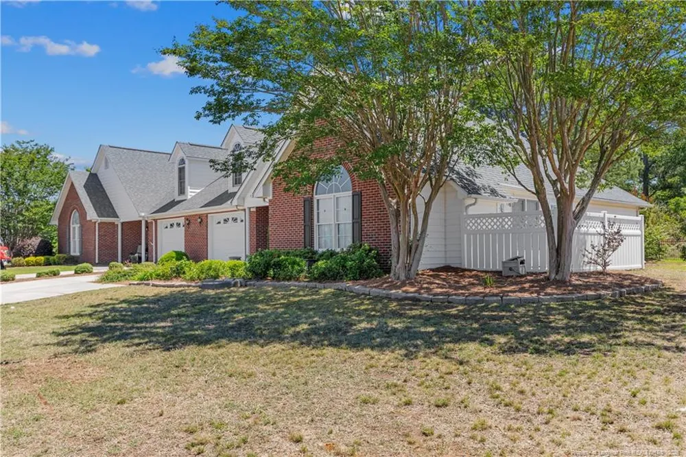 103 Chadbury Drive Dunn, NC 28334