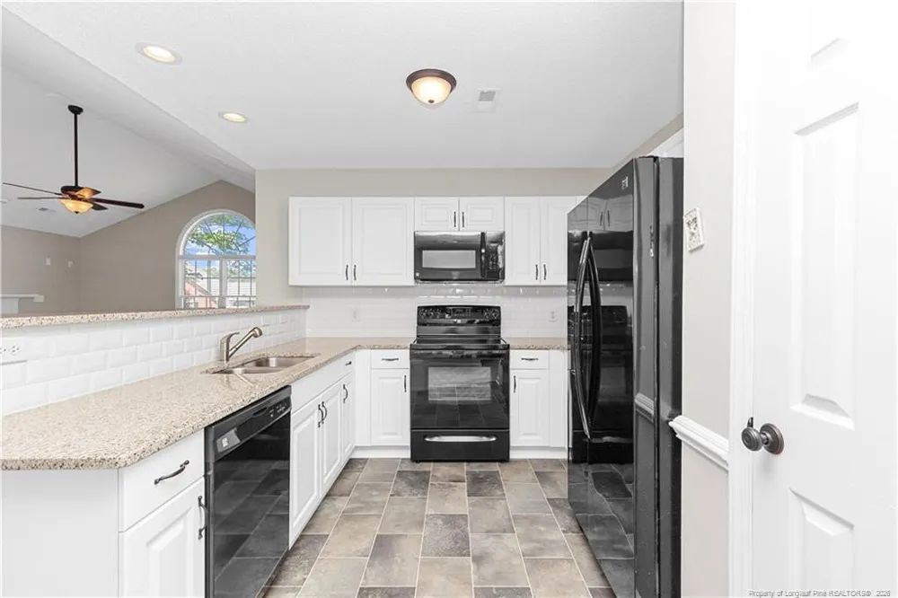 103 Chadbury Drive Dunn, NC 28334