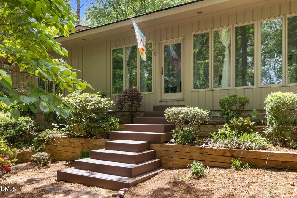 209 Lakeview Drive Sanford, NC 27332