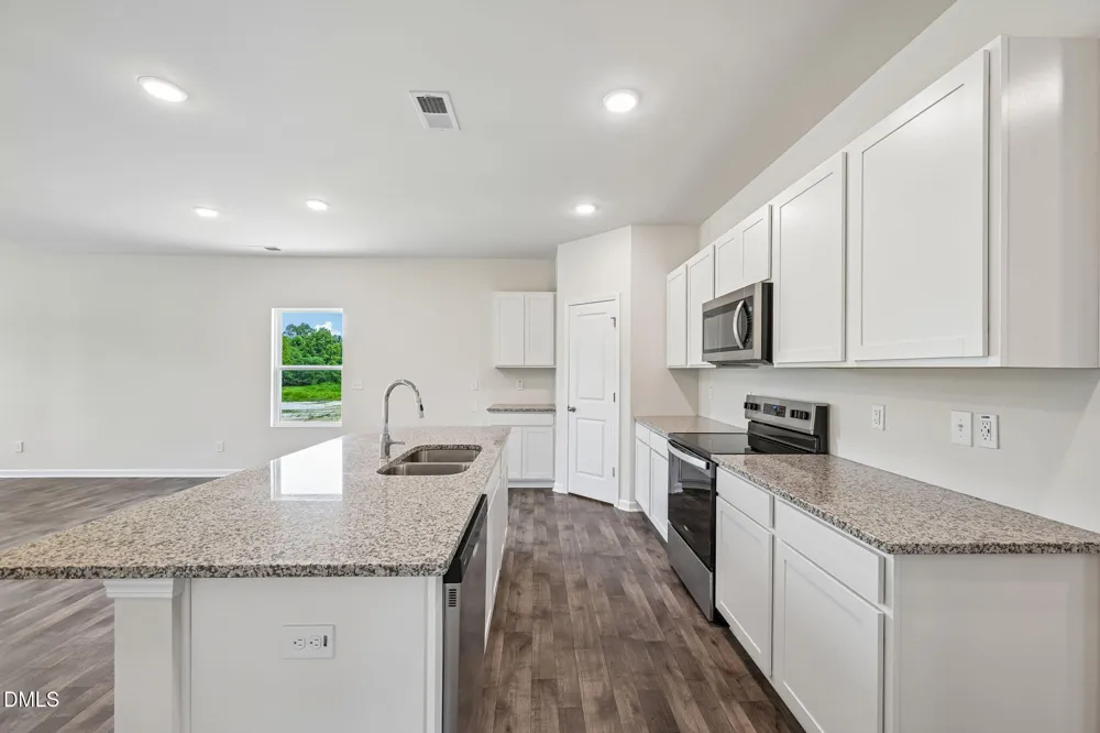 105 Hallwood Drive Pikeville, NC 27863