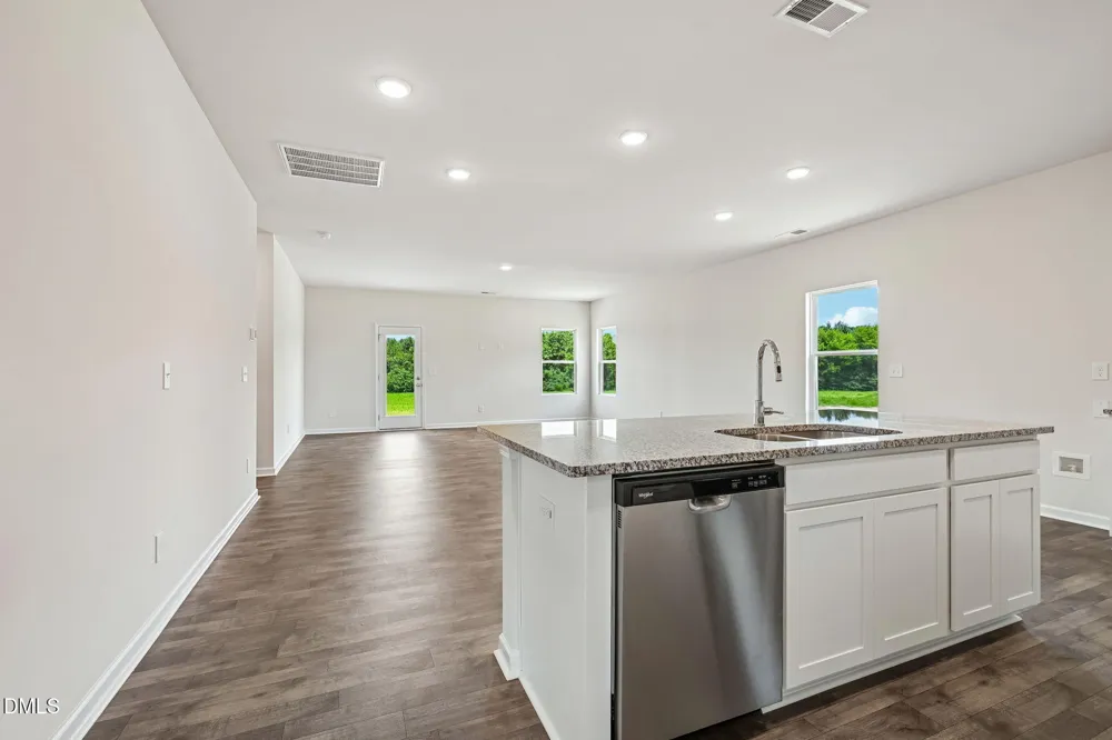 105 Hallwood Drive Pikeville, NC 27863