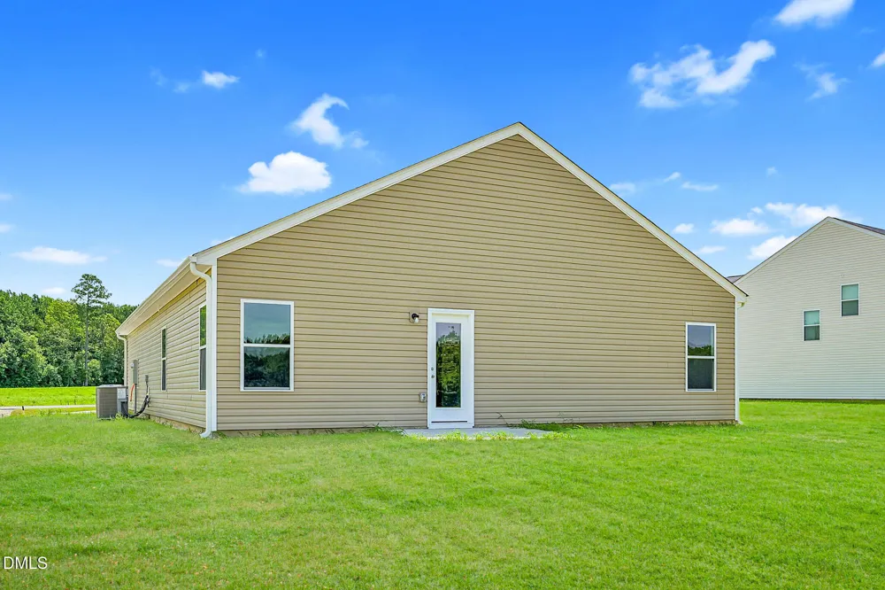 105 Hallwood Drive Pikeville, NC 27863