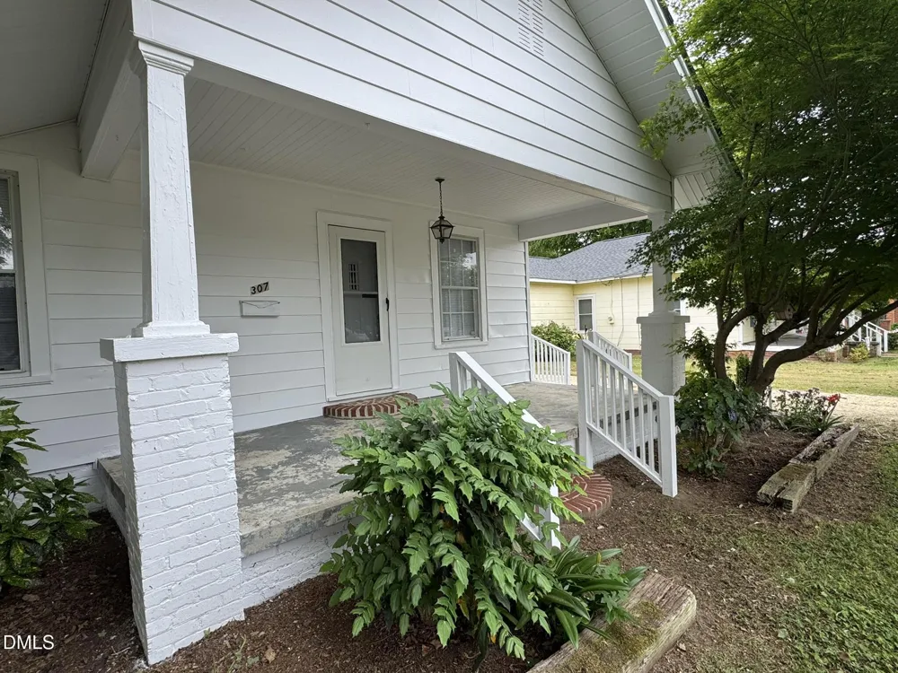 307 E F STREET Erwin, NC 28339