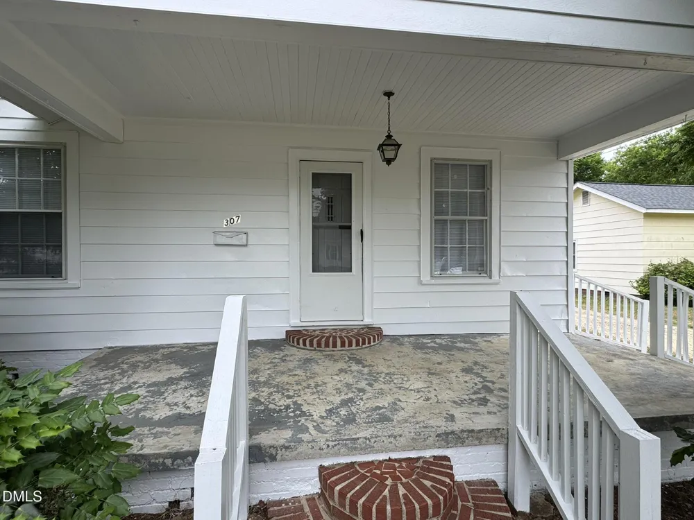307 E F STREET Erwin, NC 28339