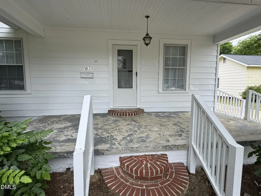 307 E F STREET Erwin, NC 28339
