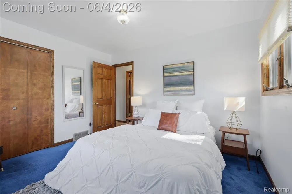 725 Deerpath Court Brandon Charter Township, MI 48462