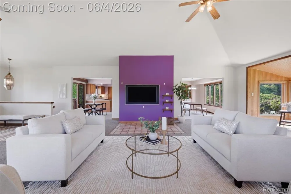 725 Deerpath Court Brandon Charter Township, MI 48462