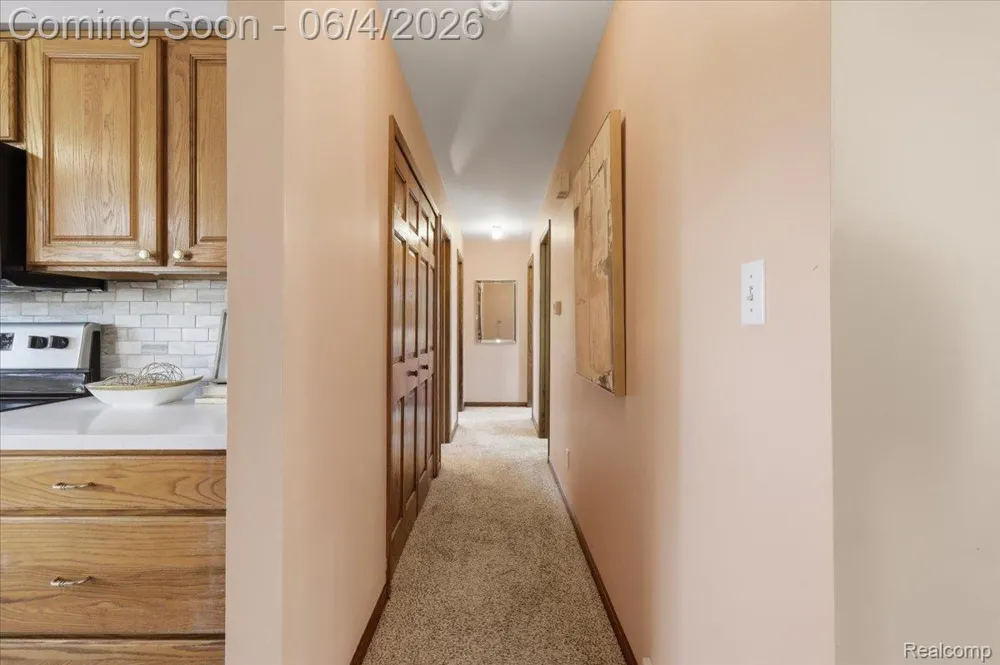 725 Deerpath Court Brandon Charter Township, MI 48462