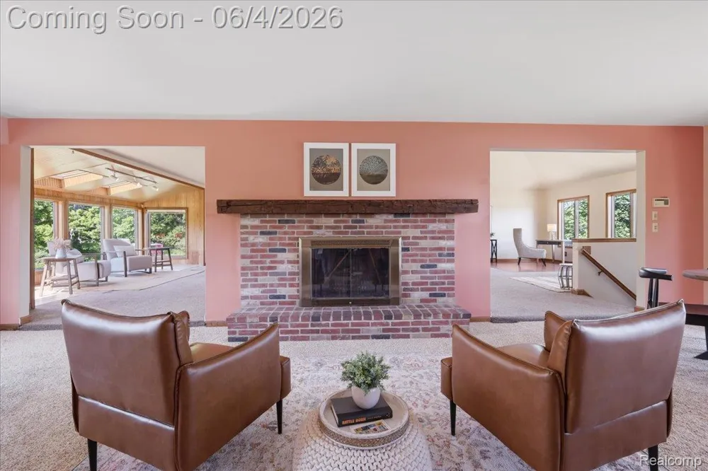 725 Deerpath Court Brandon Charter Township, MI 48462