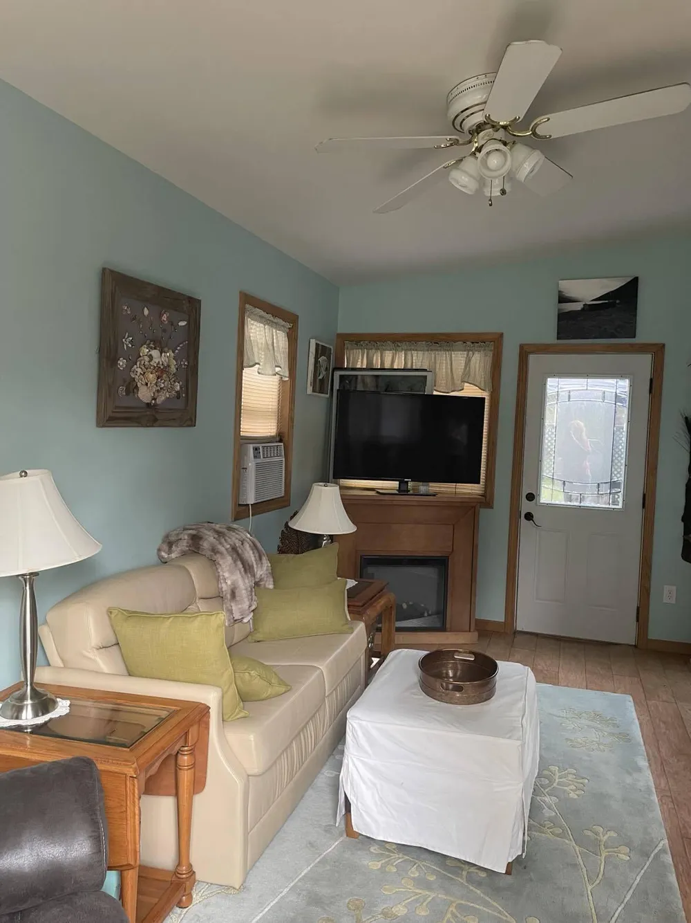 8091 Carriage Lane Morton Township, MI 49336