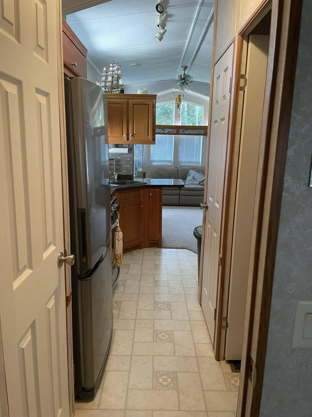 8091 Carriage Lane Morton Township, MI 49336