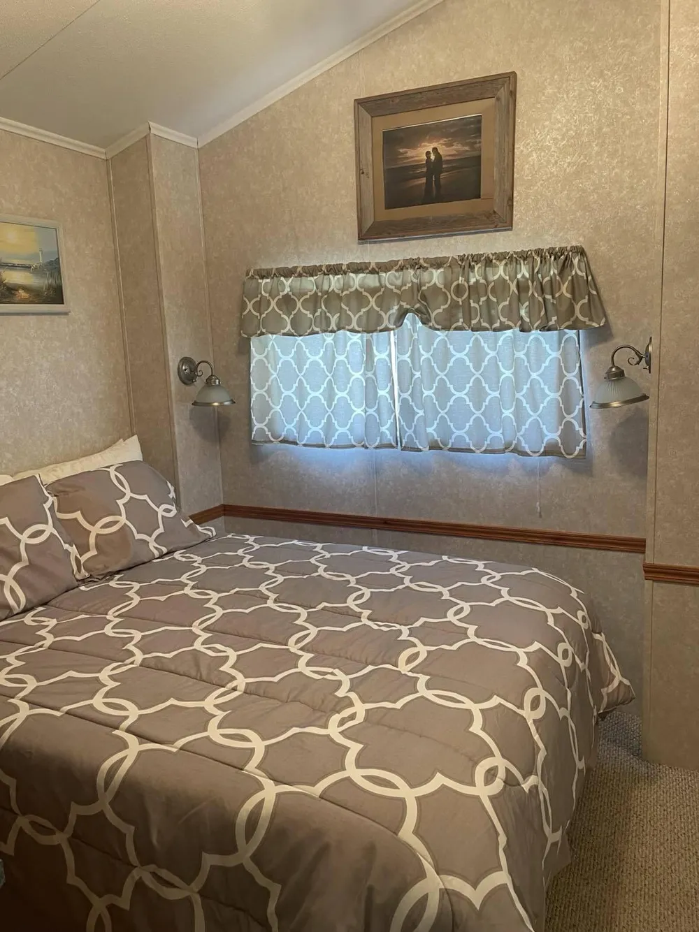 8091 Carriage Lane Morton Township, MI 49336
