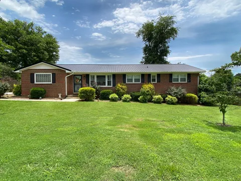 44 Houghton Dr