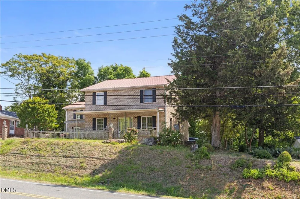 836 S Main Street Roxboro, NC 27573
