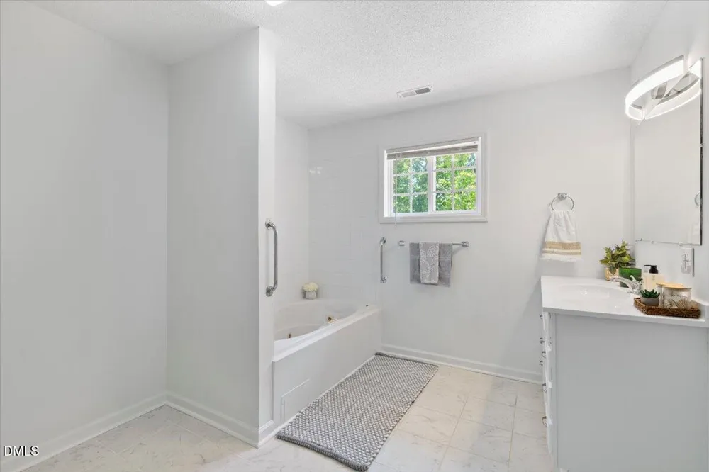 836 S Main Street Roxboro, NC 27573