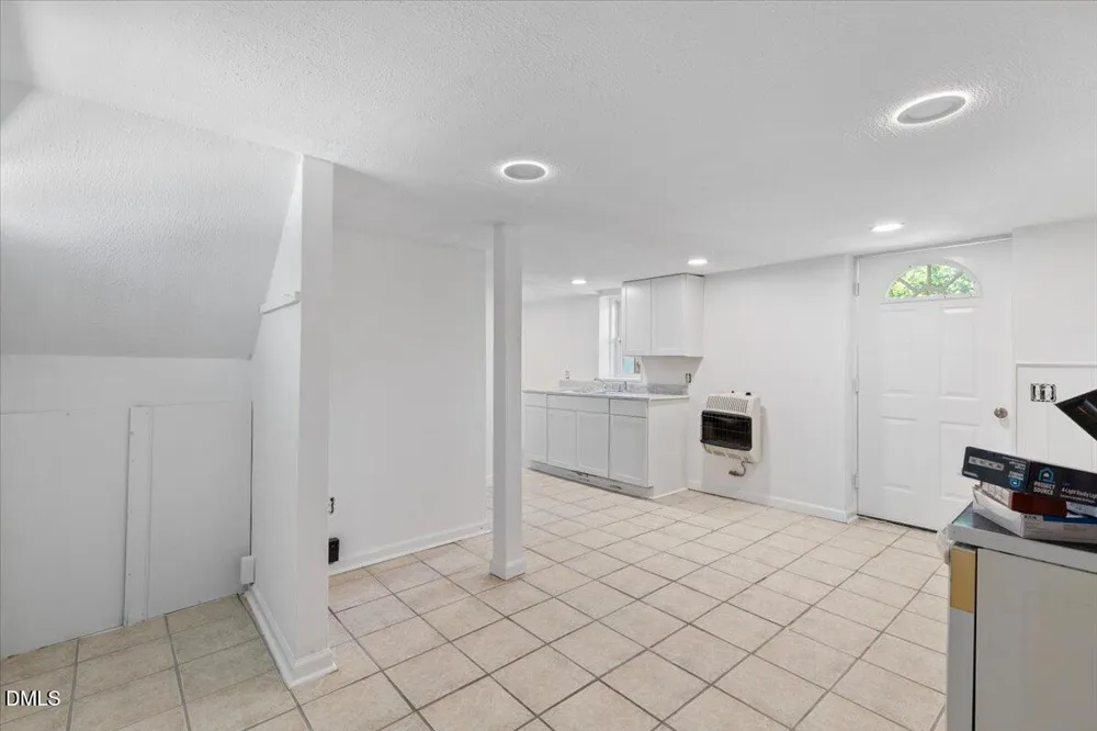 836 S Main Street Roxboro, NC 27573