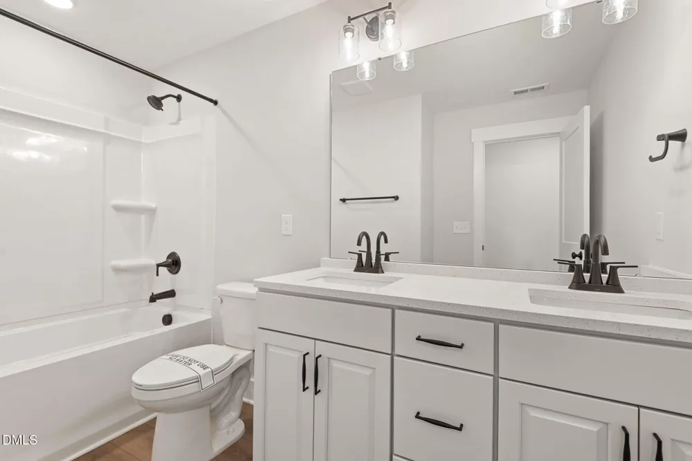 2114 Scallans Lane Elon, NC 27244