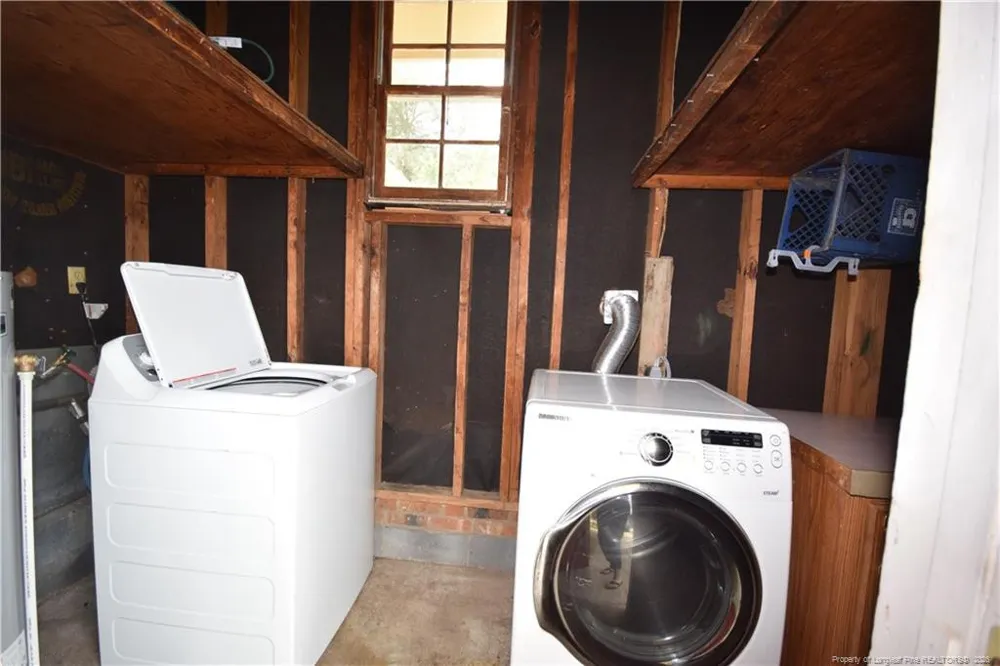 108 S Sixth Street Spring Lake, NC 28390